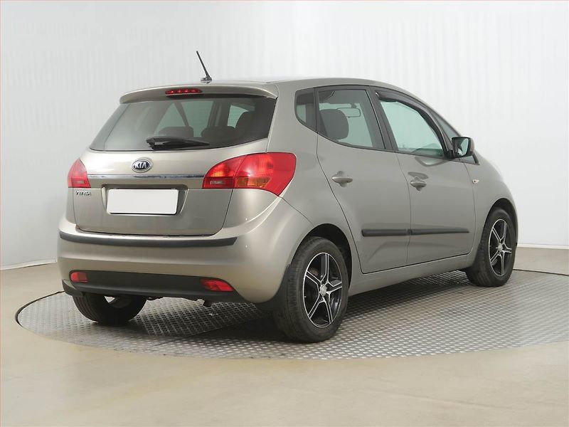 Kia Venga (2016) 1.6 CVVT - fotka 5 z 14