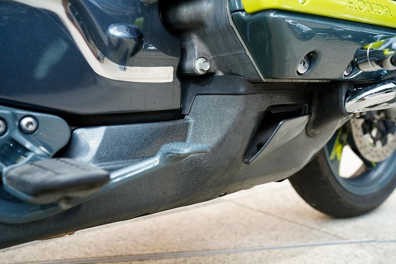 Honda GL 1800 Gold Wing Mamba Green - fotka 22 z 47