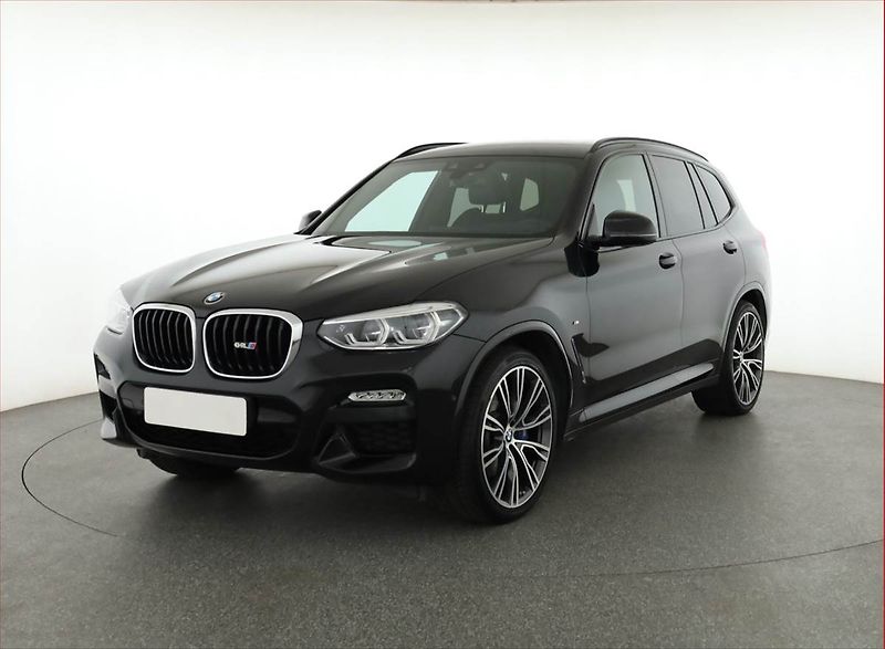 BMW X3 (2018) M Sport xDrive30d - fotka 2 z 21