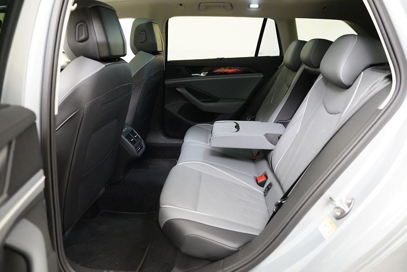 Volkswagen Passat - fotka 24 z 29