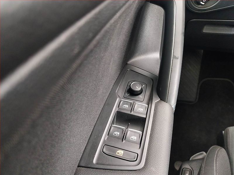Volkswagen Tiguan Allspace (2019) 2.0 TDI - fotka 19 z 20