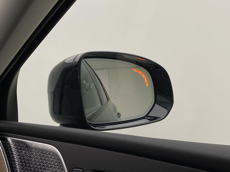 Volvo XC60 B5 AWD ULTRA CZ 1.maj - fotka 20 z 52