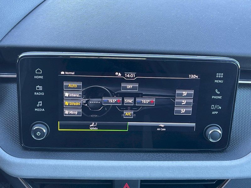 Škoda Kamiq (2025) 1.0 TSI 85 kW Top Selection - fotka 19 z 32
