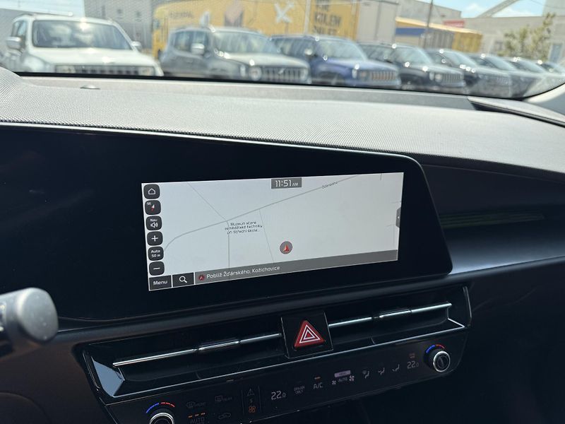 Kia Niro (2023) 1.6 GDI,HEV,ČR,5,5 L/100KM - fotka 22 z 22