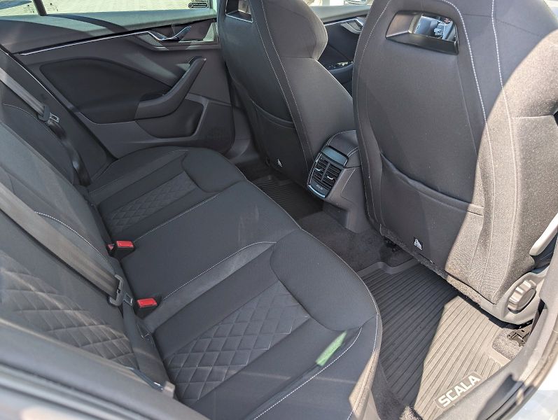 Škoda Scala (2021) 1,5 TSI / 110 kW DSG Style Ext - fotka 9 z 30