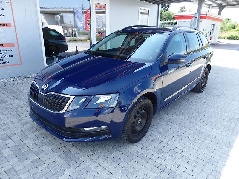 Škoda Octavia 2.0TDI NAVIGACE, ZÁVĚS, DSG - fotka 2 z 18