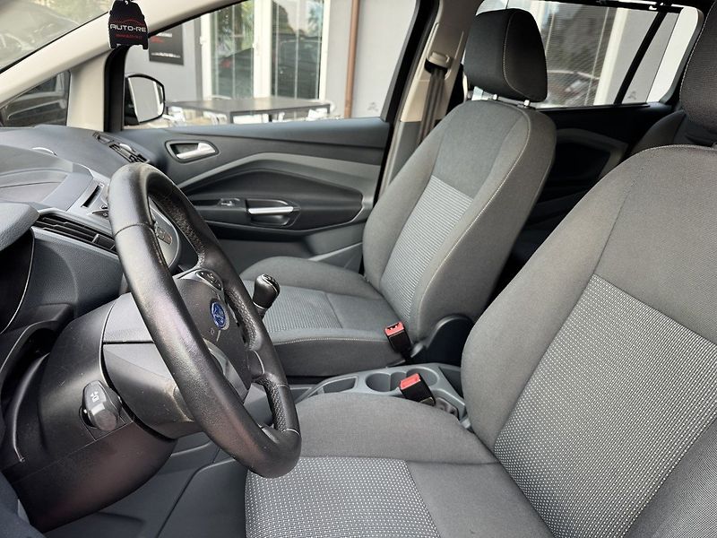 Ford Grand C-MAX (2011) 1.6i Ti-VCT Klima Winter Paket - fotka 24 z 49