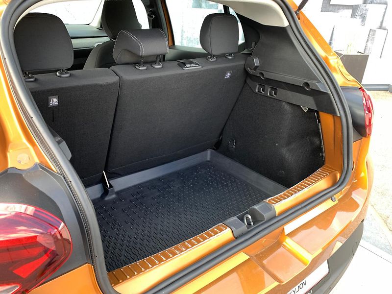 Dacia Sandero (2022) STEPWAY,1.0TCe, LPG, 67KW, DPH - fotka 21 z 21