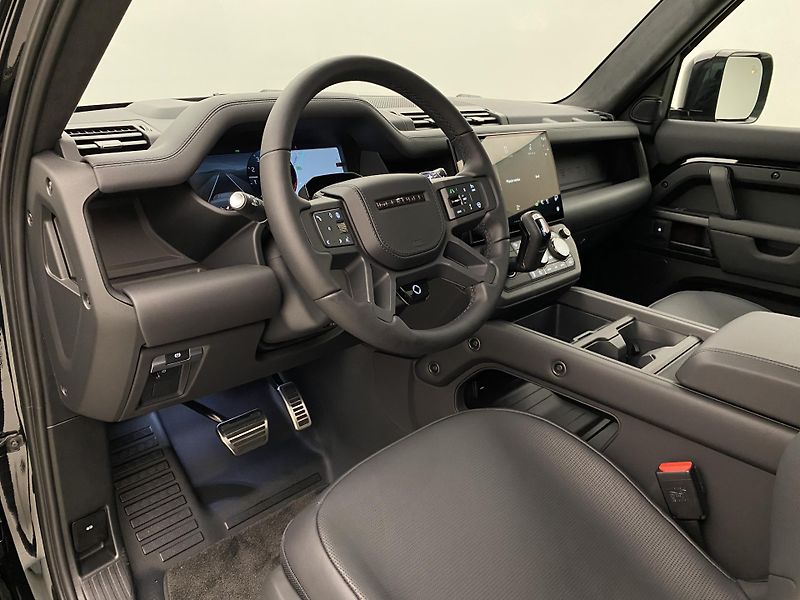 Land Rover Defender (2026) OCTA BLACK AWD AUT - fotka 19 z 79
