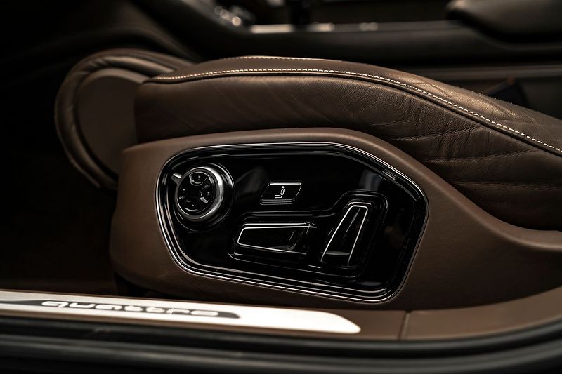 Audi A8 4,2 TDI quattro, Design - fotka 21 z 27