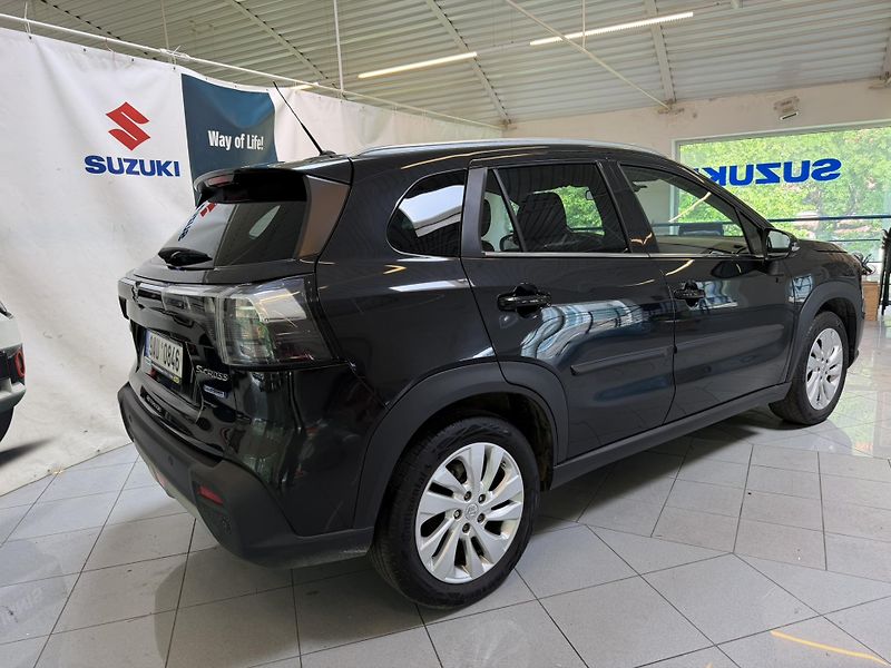 Suzuki S-Cross 1,4 Boosterjet 4x4 Hybrid - fotka 6 z 18