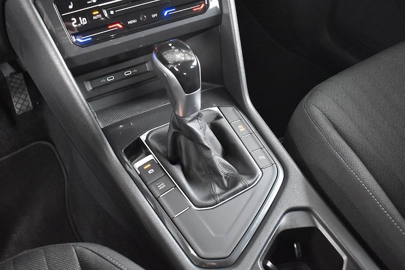 Volkswagen Tiguan Allspace (2022) 2.0TDI 110kW DSG,7 míst,tažné - fotka 24 z 25