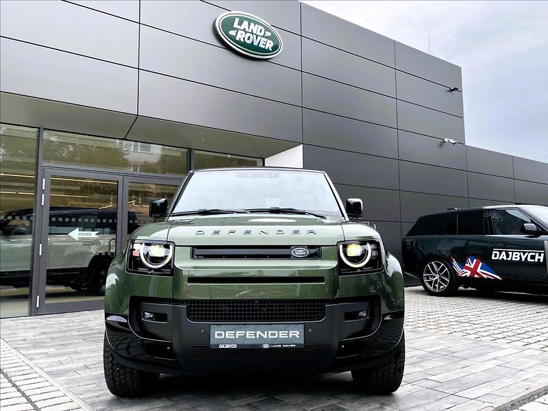 Land Rover Defender (2026) 110 D250 X-DYNAMIC SE - fotka 9 z 31