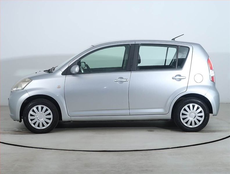Daihatsu Sirion (2006) 1.3, po STK, v provozu - fotka 3 z 16