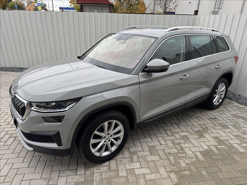 Škoda Kodiaq 1,5 TSI DSG Style Exclusive ČR - fotka 5 z 50