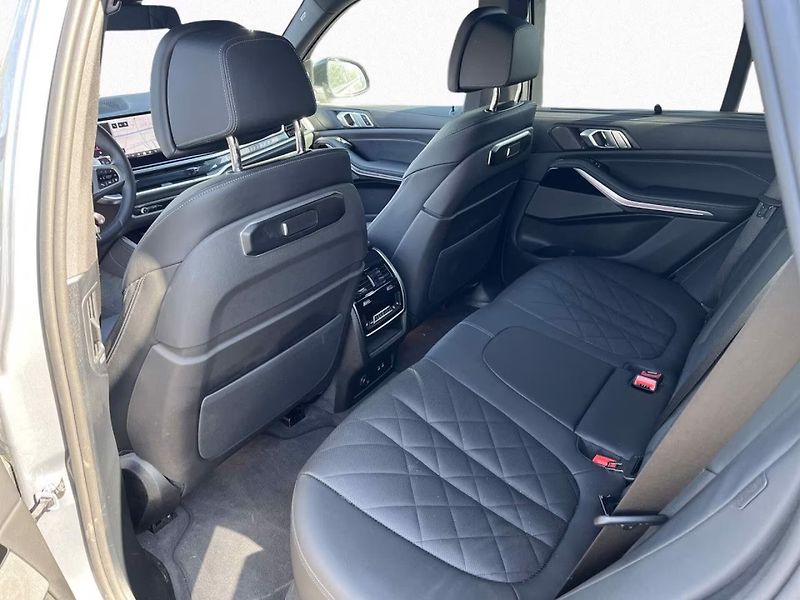 BMW X5 xDrive30d M-Sport Pano Venti - fotka 13 z 13