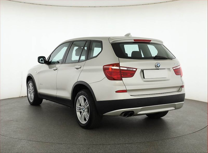 BMW X3 (2012) xDrive35d, 4X4, Automat - fotka 4 z 20