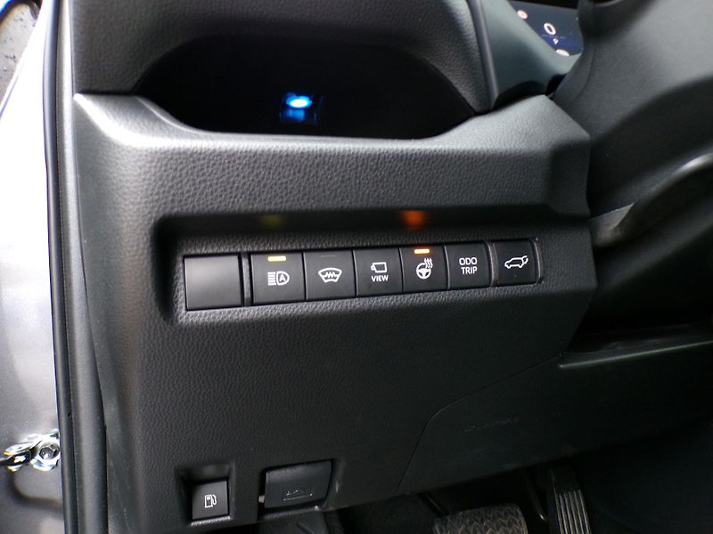 Toyota RAV4 2.5 HSD e-CVT AWD GR-Sport - fotka 14 z 23