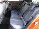 Peugeot 2008 (2020) 1.2 PT, 1.maj,ČR, Allure, AT - náhled 10