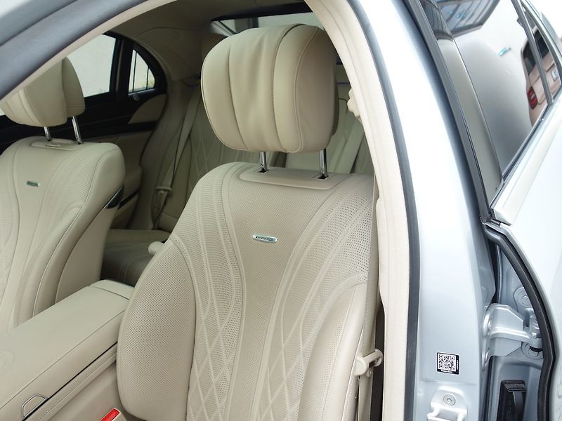 Mercedes-Benz Třídy S (2014) S63*AMG*25000KM!!*CARBON*TOP!! - fotka 16 z 50