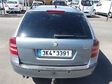 Škoda Octavia 1,9TDi 4X4 !!! KŮŽE,VÝHŘEVY ! - náhled 15