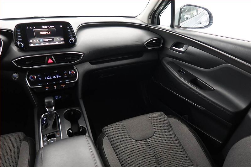 Hyundai Santa Fe (2019) 2.0 CRDi - fotka 8 z 21