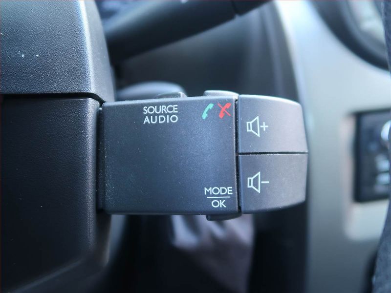 Dacia Duster (2013) 1.6 16V - fotka 15 z 15