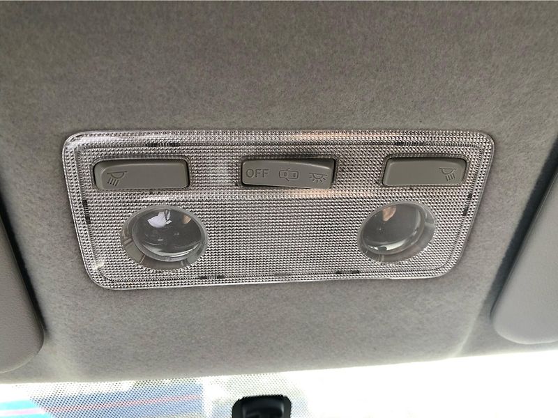 Toyota Yaris 1.33  VVT-i, Automat - fotka 23 z 28