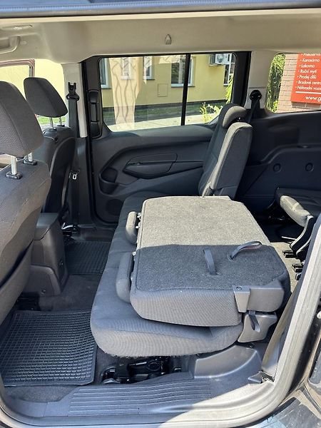 Ford Tourneo Connect (2015) GRAND - 7MÍST - L2 -DIGIKLIMA - fotka 42 z 61