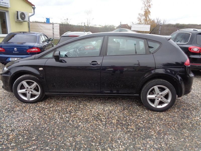Seat Leon 1,6 TDI - fotka 7 z 15