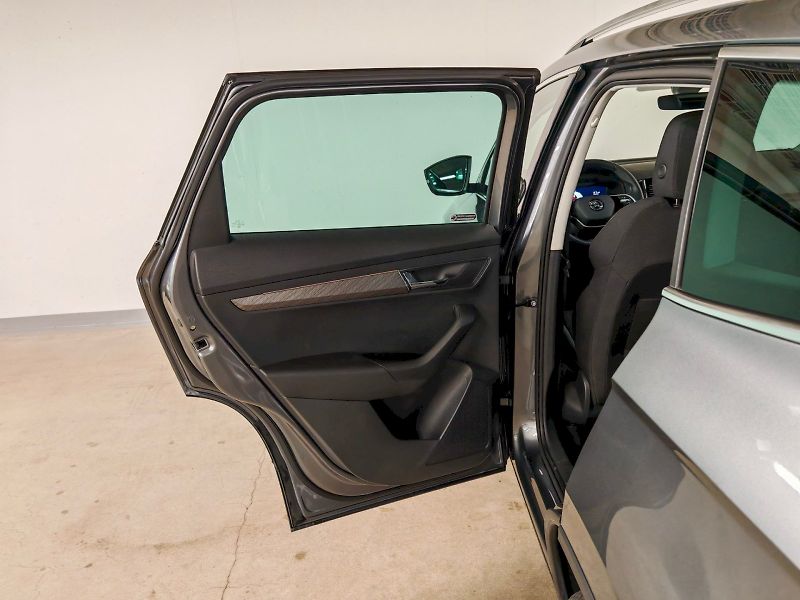 Škoda Karoq (2024) 2.0 TDI 110 kW DSG 4x4 Top Sel - fotka 24 z 32