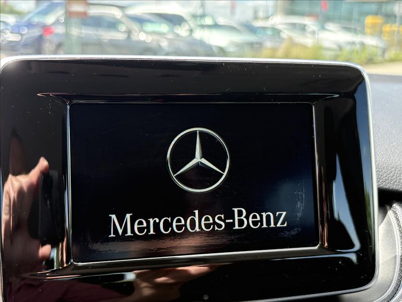 Mercedes-Benz Třídy B 1,6 200i 115kW AT,Výhřev,Kamer - fotka 15 z 37