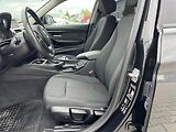 BMW Řada 3 (2016) 320d xDrive - náhled 10