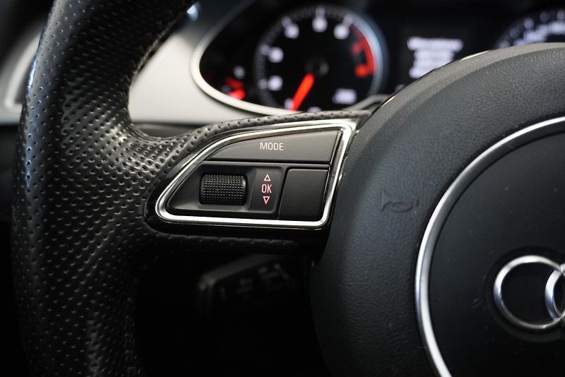 Audi A4 (2013) 2.0 TFSI 165kW QUATTRO STRONIC - fotka 17 z 34