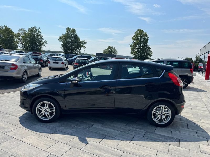 Ford Fiesta (2014) Titanium 1.0 EcoBoost 92kW - fotka 8 z 31