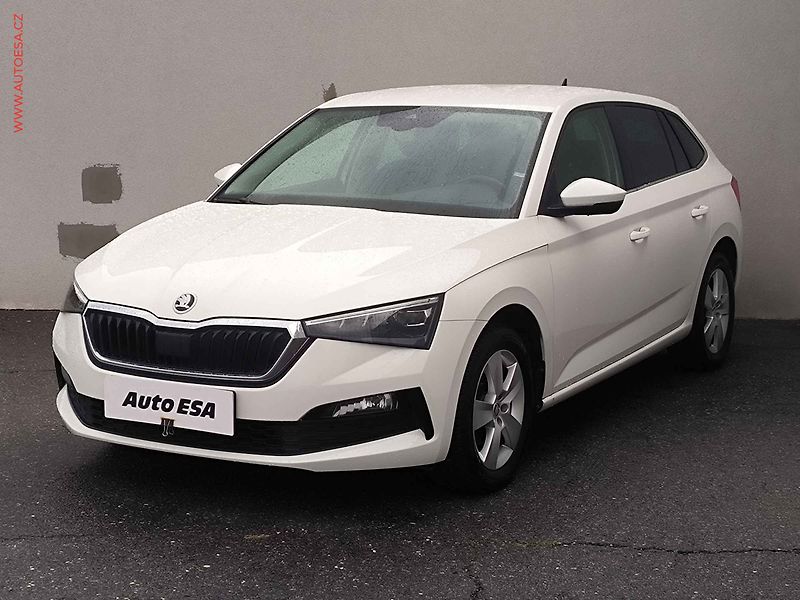 Škoda Scala (2021) 1.0TSI, ČR, Style - fotka 3 z 24