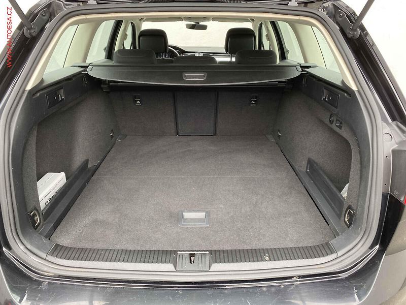 Volkswagen Passat (2015) 2.0 TDi, AC, TZ, park.čidla - fotka 7 z 18