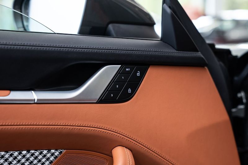 Porsche 911 (992) Targa 4 /Heritage Design - fotka 18 z 22
