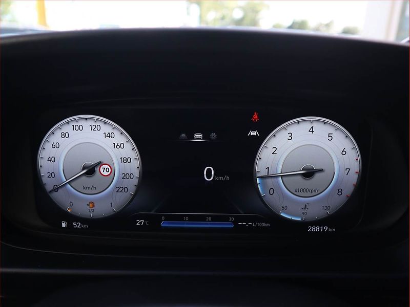 Hyundai i20 (2022) 1.2 MPI, Serv.kniha, Tempomat - fotka 11 z 19