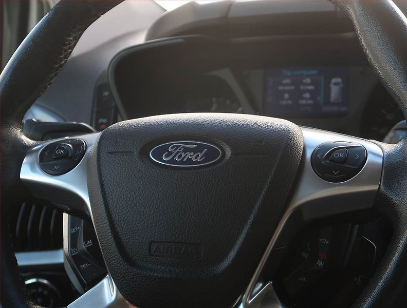 Ford Tourneo Custom (2013) Titanium 2.2 TDCi, ČR, DPH - fotka 21 z 21