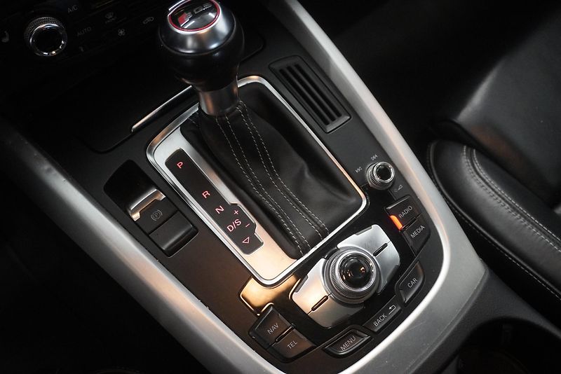 Audi SQ5 3.0 TDi QUATTRO AUTOMAT - fotka 18 z 39