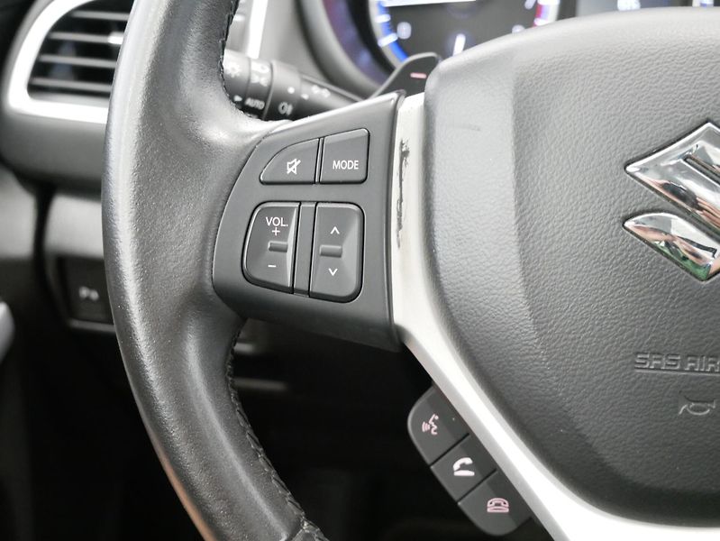 Suzuki SX4 - fotka 16 z 29