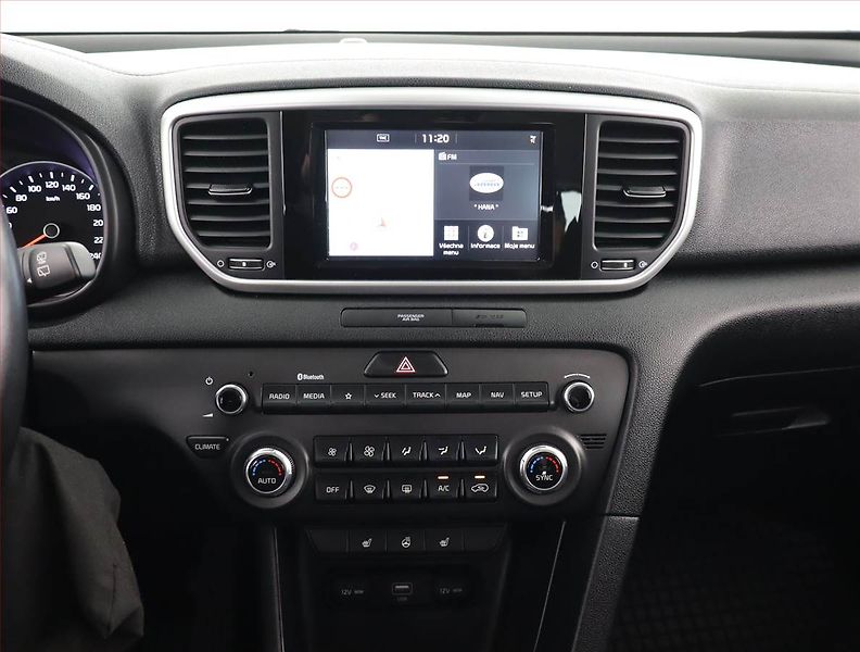 Kia Sportage (2019) 1.6 GDI, Navi, Tempomat - fotka 12 z 21