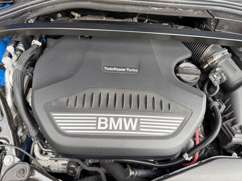 BMW Řada 1 120d xDrive,HEAD-UP,M-PAKET - fotka 46 z 48