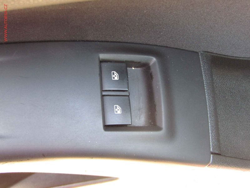 Opel Meriva (2010) 1.4T, AC, temp - fotka 11 z 17