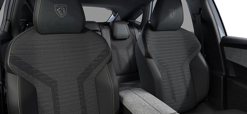 Peugeot 3008 (2026) GT Hybrid 145k e-DCS6 - fotka 9 z 9