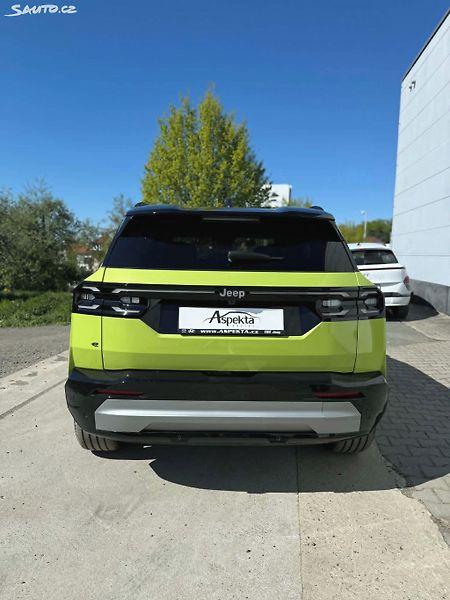 Jeep Compass (2026) First Edition Electric 213k - fotka 6 z 11