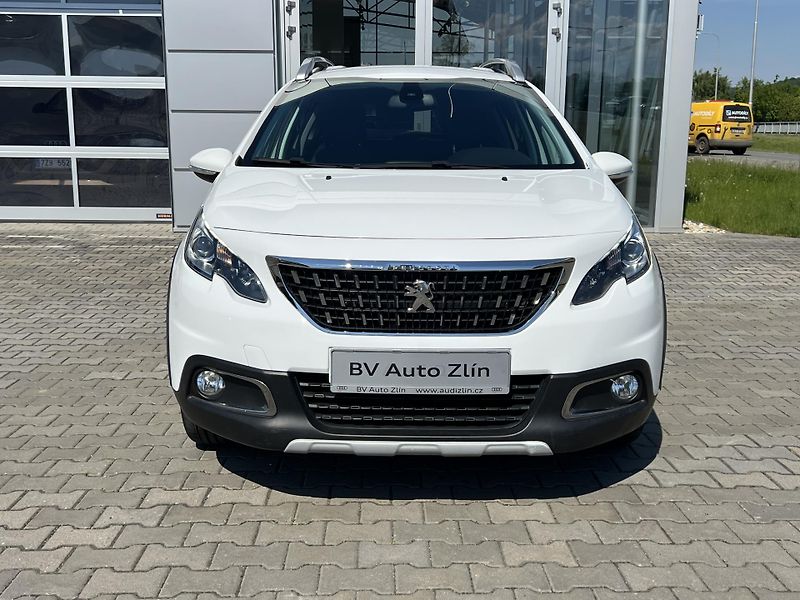 Peugeot 2008 (2019) 1.5 BlueHDi - fotka 9 z 40