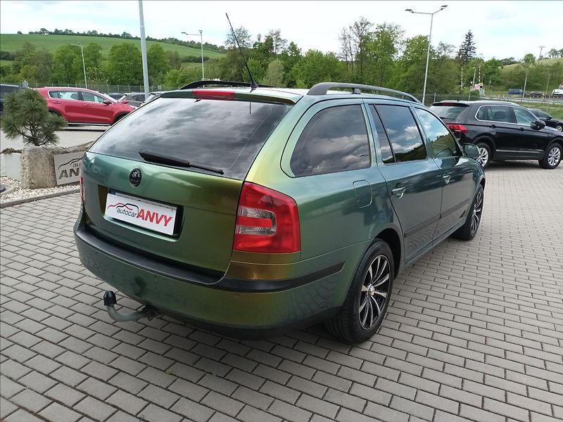 Škoda Octavia 1,6 MPI,75KW,KLIMA,KOLA - fotka 5 z 35