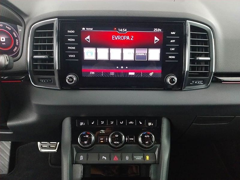 Škoda Karoq (2019) Sportline 1.5 TSI 4x4 - fotka 12 z 22